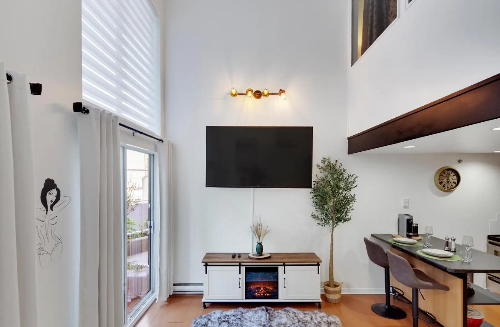 Ferienwohnung Cozy Two-Story Loft In Downtown Vancouver Apartment