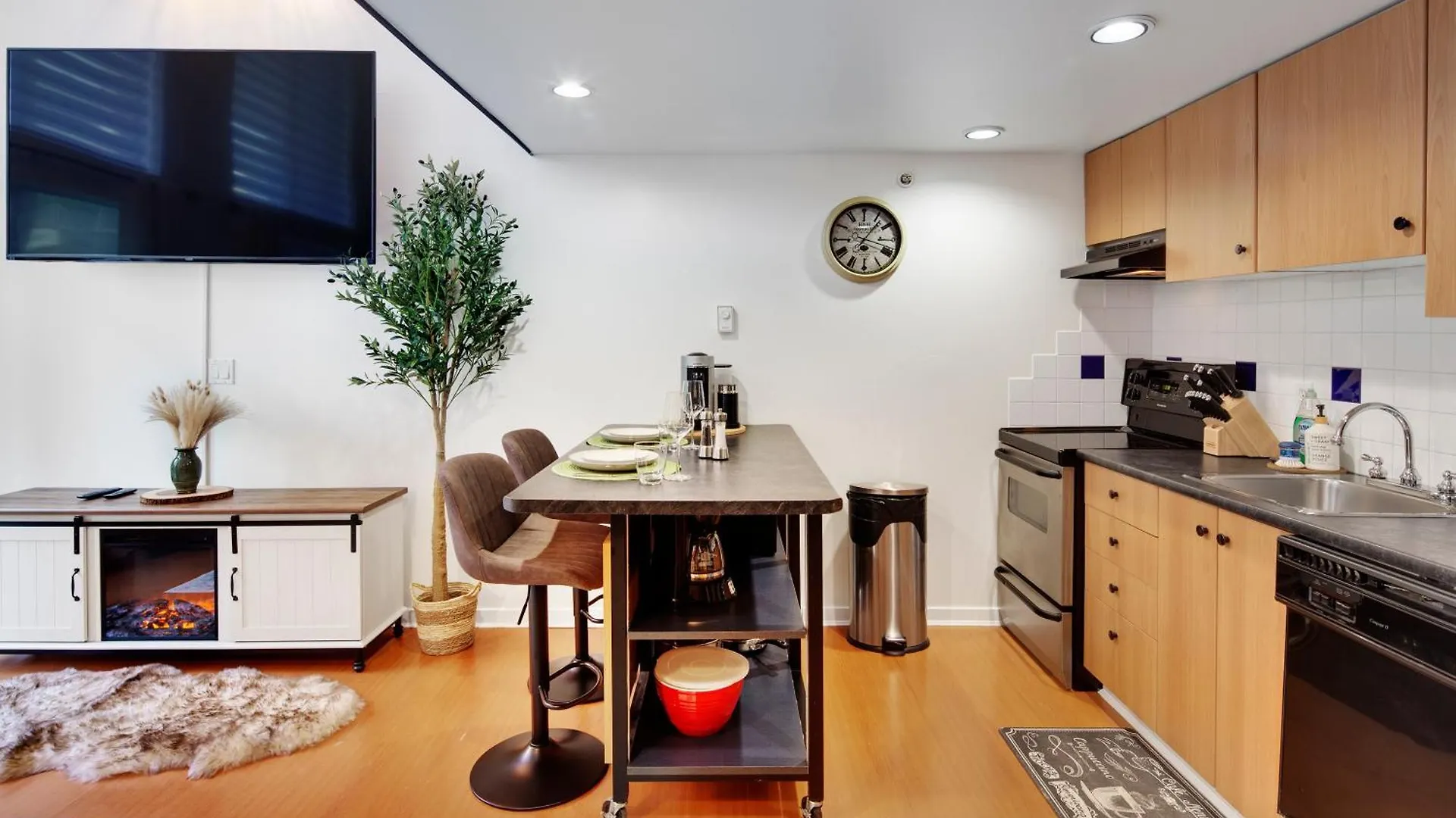 Ferienwohnung Cozy Two-Story Loft In Downtown Vancouver Kanada